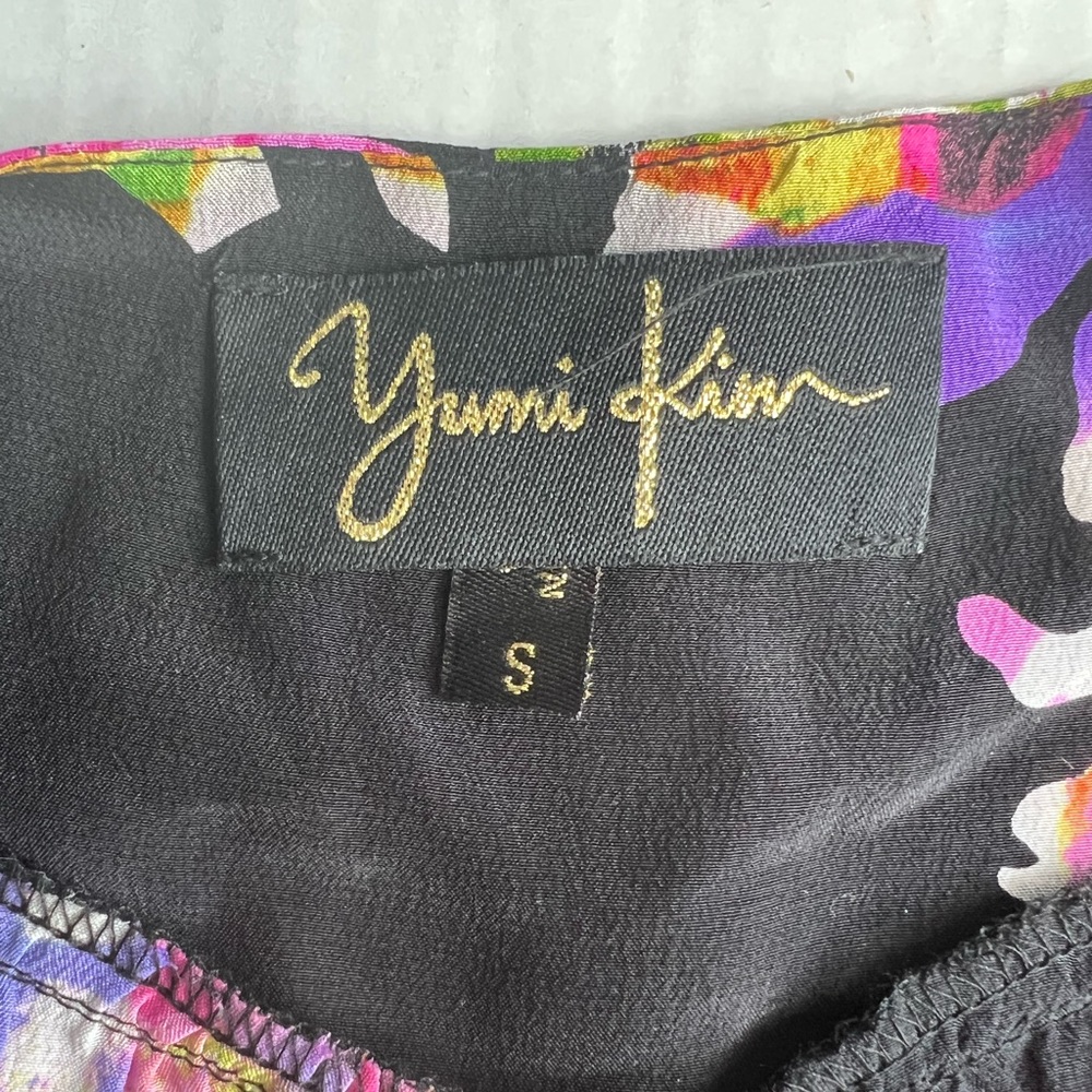 Yumi Kim Black Vibrant Floral Print Wrap Dress Short Sleeve 100% Silk Pink Green - Picture 13 of 13